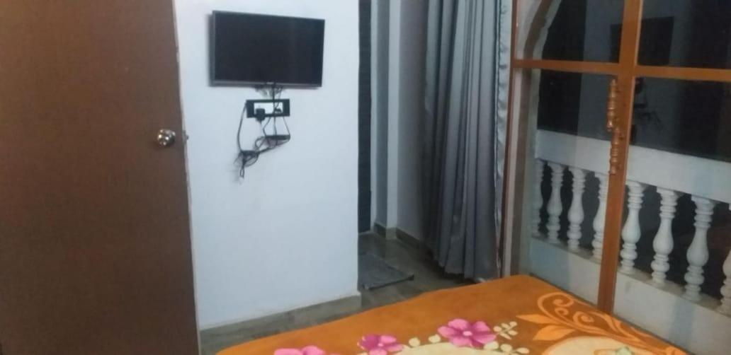 Magadh Resort ,In Fort Panhala Hotel Panhāla Szoba fotó